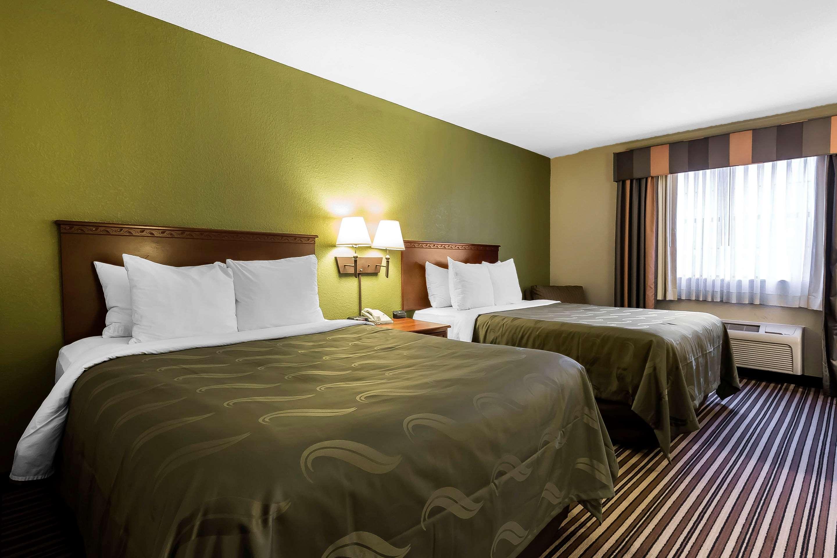 Quality Inn & Suites Columbia I-70 מראה חיצוני תמונה