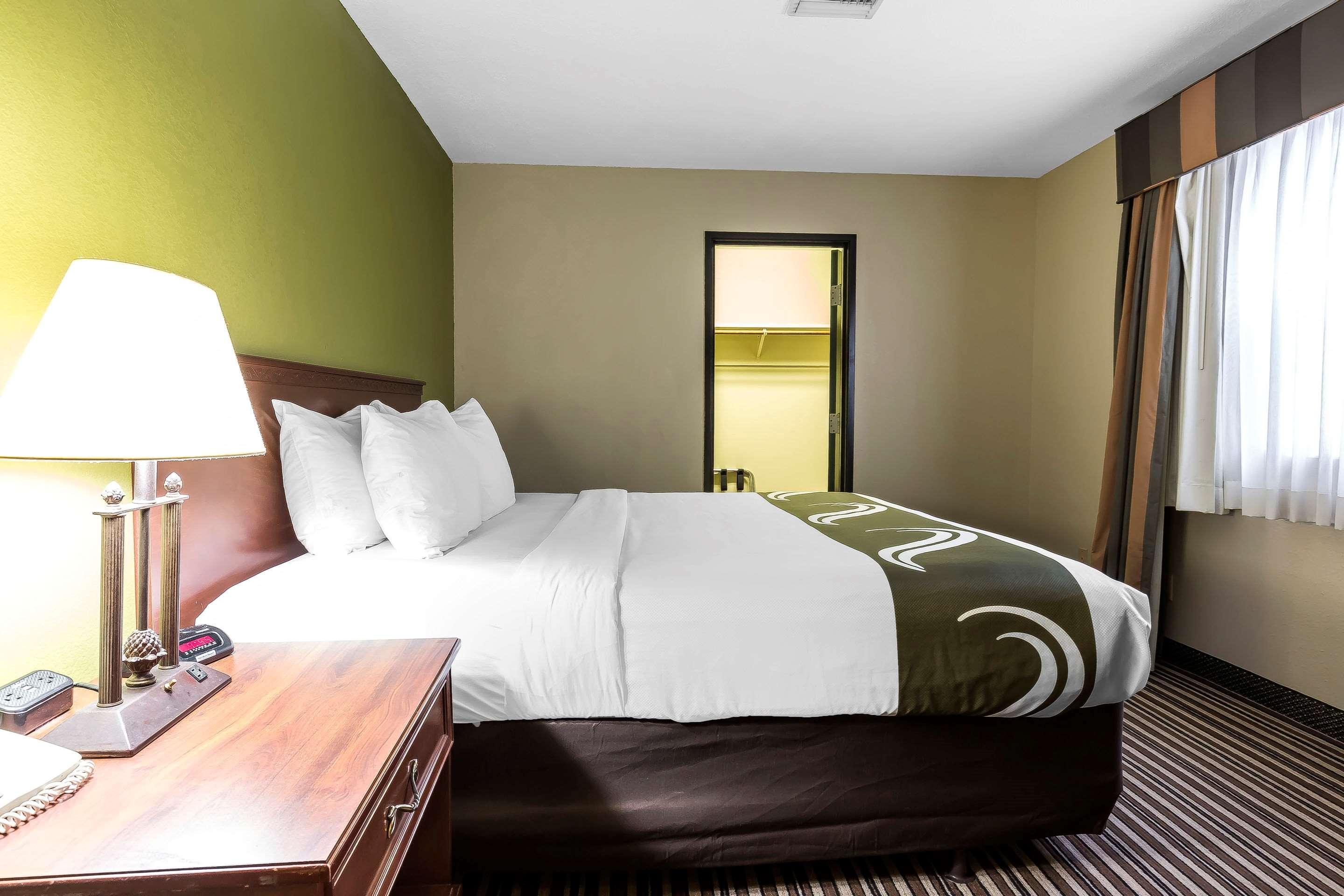 Quality Inn & Suites Columbia I-70 מראה חיצוני תמונה