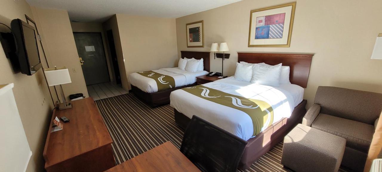 Quality Inn & Suites Columbia I-70 מראה חיצוני תמונה