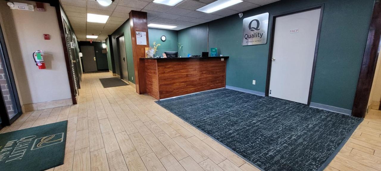 Quality Inn & Suites Columbia I-70 מראה חיצוני תמונה