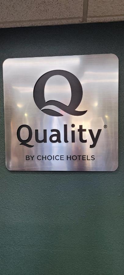 Quality Inn & Suites Columbia I-70 מראה חיצוני תמונה