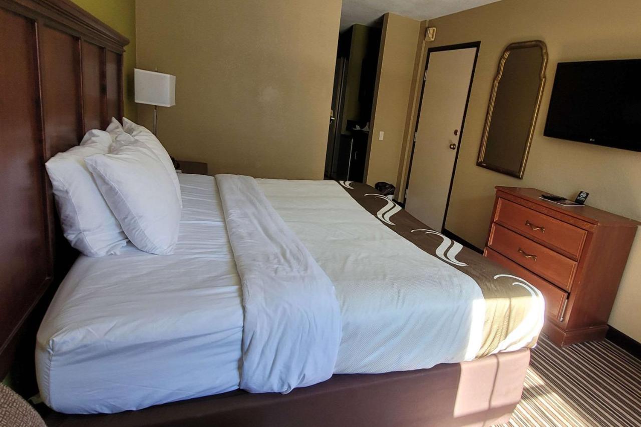 Quality Inn & Suites Columbia I-70 מראה חיצוני תמונה
