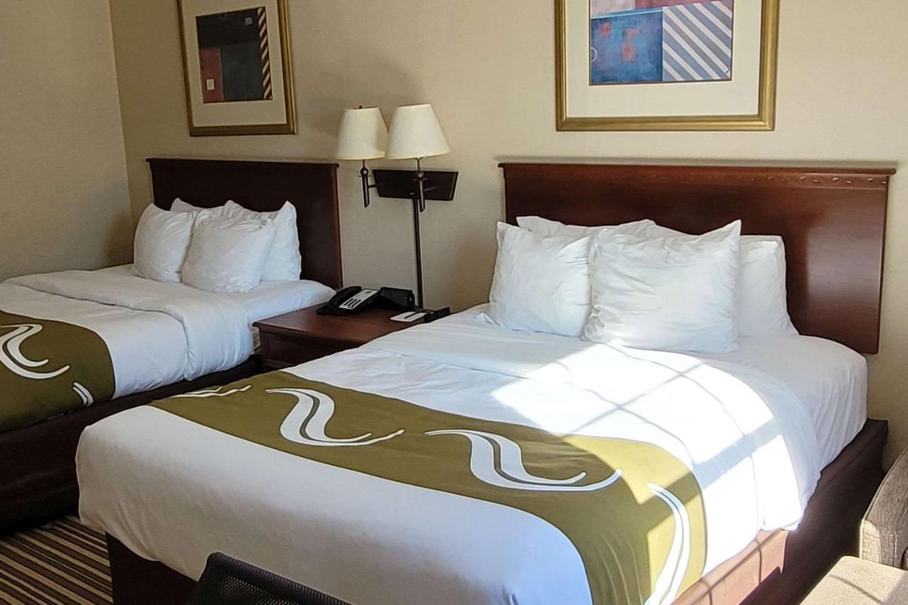 Quality Inn & Suites Columbia I-70 מראה חיצוני תמונה